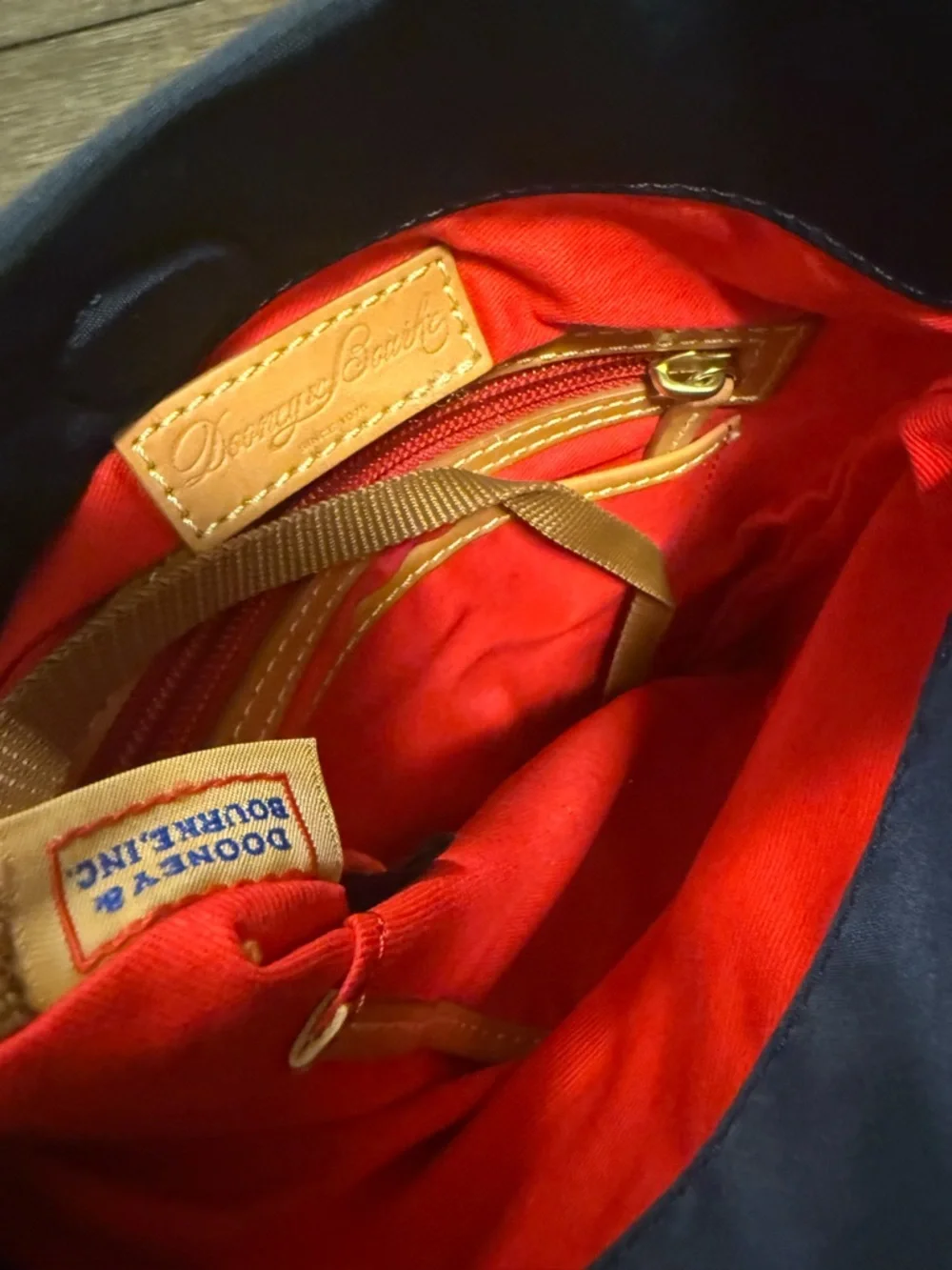 Dooney & Bourke Navy Crossbody with Tan Strap and Logo Plaque - Picture 4 of 8